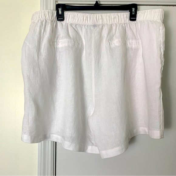 TAHARI 100% LINEN White Pull-On Shorts Size 2X NEW - Picture 3 of 5